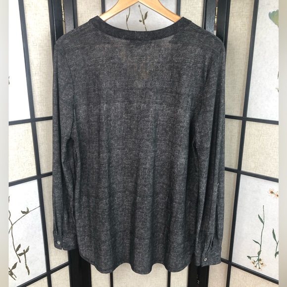 4 for 25$ Lightweight Grey Blouse Shirt. Size Large. - Picture 4 of 6